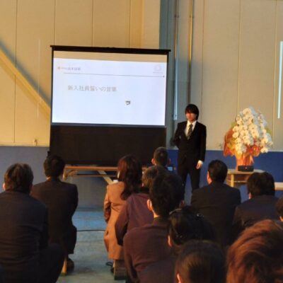 令和7年度入社式を執り行いました。